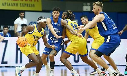 Υπερηχητικό Περιστέρι bwin στο προπονητικό ντεμπούτο του Σπανούλη