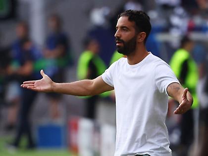 «Εξετάζει σοβαρά και Αμορίμ η Γουλβς»