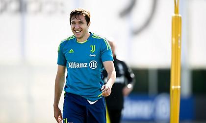 Επέστρεψε στις προπονήσεις της Γιουβέντους μετά από σχεδόν εννιά μήνες ο Κιέζα