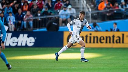 Γκολάρα από το κέντρο ο Ελληνοκαναδός Αντώνογλου στις ΗΠΑ