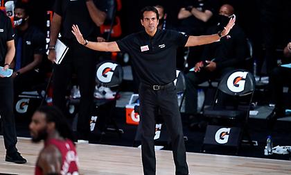 Κορυφαίος προπονητής στο ΝΒΑ ο Σποέλστρα!