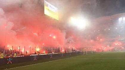 Οι «καυτές» κερκίδες της Opap Arena από… μέσα