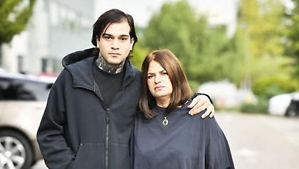 «Ο προπονητής είπε στον γιο μου να δουν μαζί πορνό - Αυνανίστηκε μπροστά του»