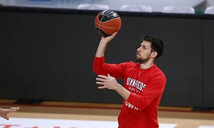 Λούντζης στον bwinΣΠΟΡ FM 94,6: «Στόχος πρέπει να είναι η οκτάδα»