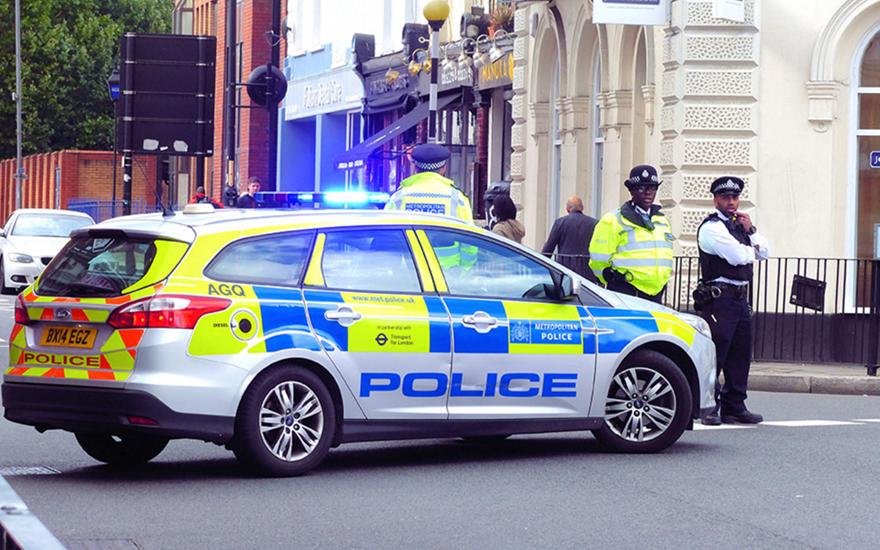 Λονδίνο: 3 τραυματίες έπειτα από επίθεση με μαχαίρι