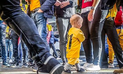 Η κερκίδα και ο μπόμπιρας: Έκλεψαν την παράσταση οι οπαδοί της Μπόντο/Γκλιμτ στο ''Emirates''