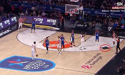 Έπεσε κομμάτι από την οροφή στο Εφές-Ερυθρός Αστέρας!