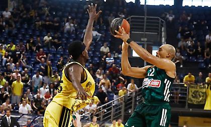 Απελπιστικά άστοχος ο Παναθηναϊκός στο δεύτερο δεκάλεπτο, μόλις πέντε πόντους κόντρα στον Άρη