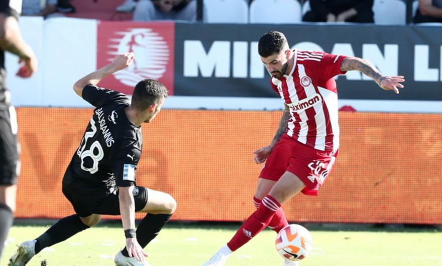 Αναγκαστική αλλαγή ο Ολυμπιακός: Ο Βρουσάι στη θέση του τραυματία Άβιλα