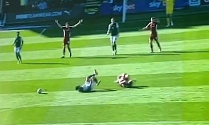 Αποβλήθηκαν δύο ποδοσφαιριστές για «δολοφονική» μονομαχία μεταξύ τους