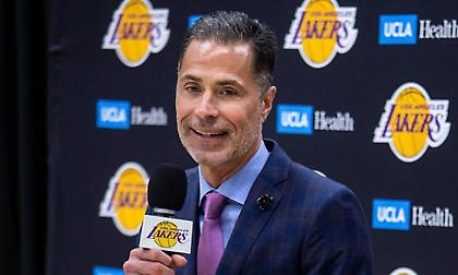 Σε ηγετικό ρόλο ως το 2026 στους Λέικερς ο Πελίνκα