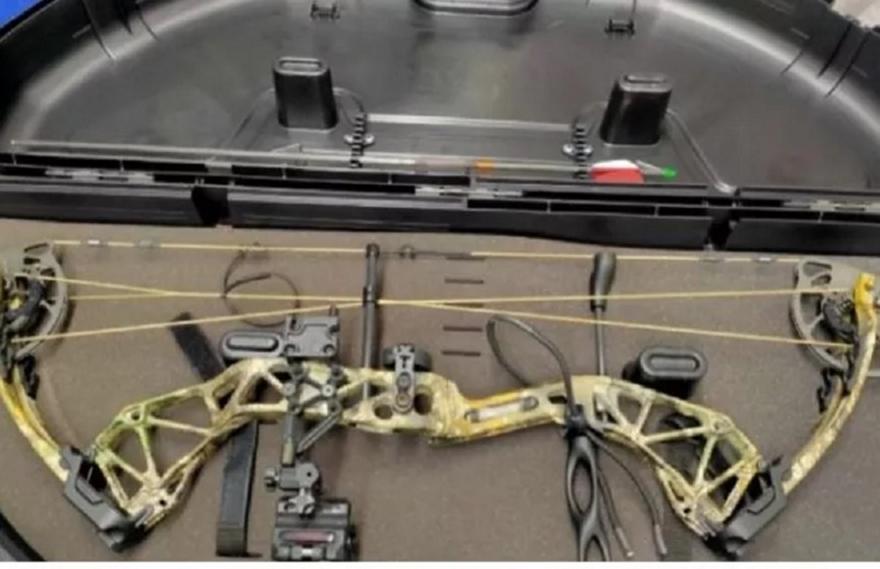 Χαλκιδική: Φύλαγε τα χασισόδεντρα με τόξο κι ένα οπλοστάσιο