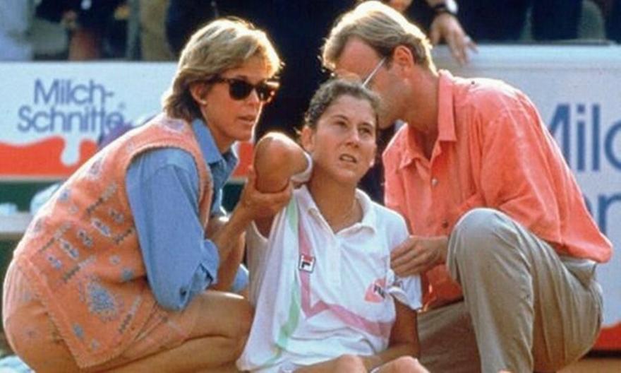 Η απόπειρα δολοφονίας της Μόνικα Σέλες