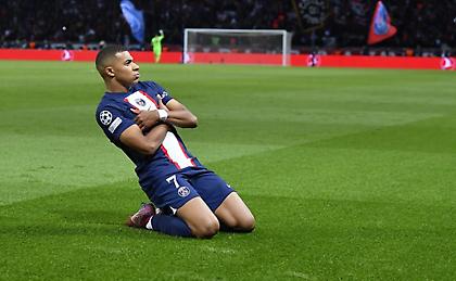 Έγραψε ιστορία ο Εμπαπέ: Πρώτος σκόρερ της Παρί στην Ευρώπη!