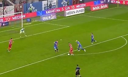 Τους «χόρεψε» και σκόραρε, έπειτα από μία αντεπίθεση για… σεμινάριο!