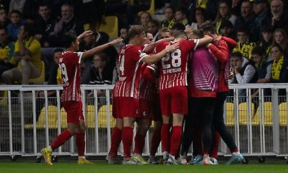 Πέρασε με τεσσάρα από την έδρα της Ναντ η Φράιμπουργκ - Η βαθμολογία του ομίλου του Ολυμπιακού