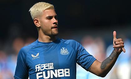 Νιούκαστλ: Προσφέρει νέο συμβόλαιο στον Μπρούνο Γκιμαράες