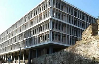 Θεσσαλονίκη: Δίωξη στον 45χρονο που επιτέθηκε σε δύο αστυνομικούς