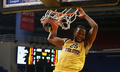 Ακίλ Μίτσελ: «Θέλουμε να φτάσουμε ψηλά»