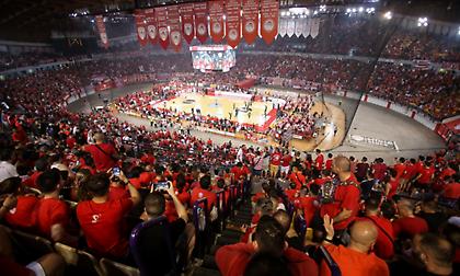 Γεμίζει το ΣΕΦ για την επιστροφή του Σπανούλη!