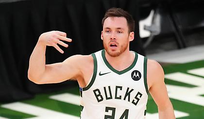 Χάνουν και Κόνατον οι Μπακς