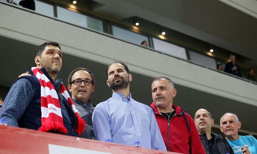 Ολυμπιακός-ΠΑΟΚ: Η υπέροχη κίνηση των Πειραιωτών για τους ανθρώπους με προβλήματα στην όραση