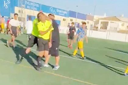 Πατέρας παίκτη μπουκάρει και χτυπά διαιτητή σε αγώνα νέων