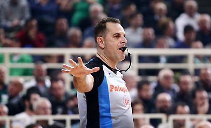 Κορομηλάς στο Περιστέρι bwin-ΑΕΚ, Τσαρούχα στο Άρης-Ολυμπιακός