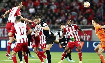 Όταν ο Ολυμπιακός σε κάθε κρίσιμο ματς στο Καραϊσκάκη είναι 0-1 από τα αποδυτήρια…