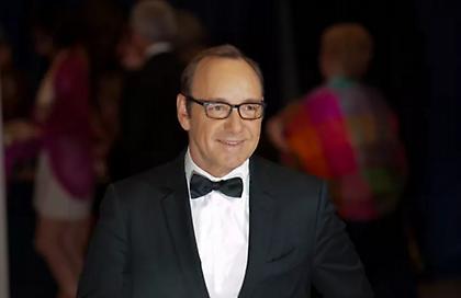 Κέβιν Σπέισι: Δεν κακοποίησα σεξουαλικά τον Άντονι Ραπ - Ο πατέρας μου ήταν ρατσιστής και νεοναζί