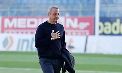 Επεισόδιο στον Αστέρα: Αλλαγή στο 37’ ο Ριέρα, λεκτική αντιπαράθεση με Μεταξά, έφυγε για αποδυτήρια