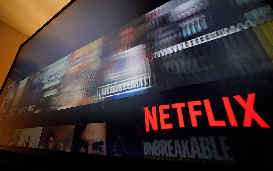 Netflix: Οι επιτυχημένες σειρές που αντέστρεψαν τη φυγή συνδρομητών