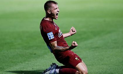 Στην προεπιλογή της Πολωνίας για το Μουντιάλ ο Σιμάνσκι