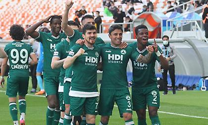 Τιμώρησε με διετή απαγόρευση μεταγραφών την Γκιρεσουνσπόρ η FIFA