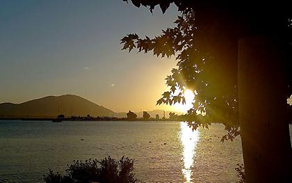 Καιρός: Ηλιοφάνεια και άνοδος της θερμοκρασίας