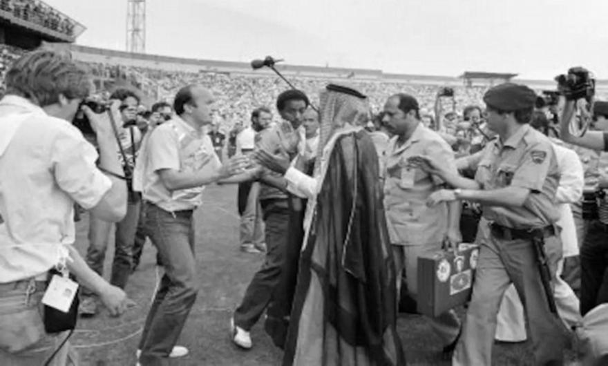 Το απίστευτο «ντου» του πρίγκιπα στο Παγκόσμιο Κύπελλο του 1982