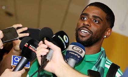 Μπέικον: «Είναι μια θρυλική ομάδα ο Παναθηναϊκός - Με εμένα μπορούμε να νικήσουμε τον Ολυμπιακό»