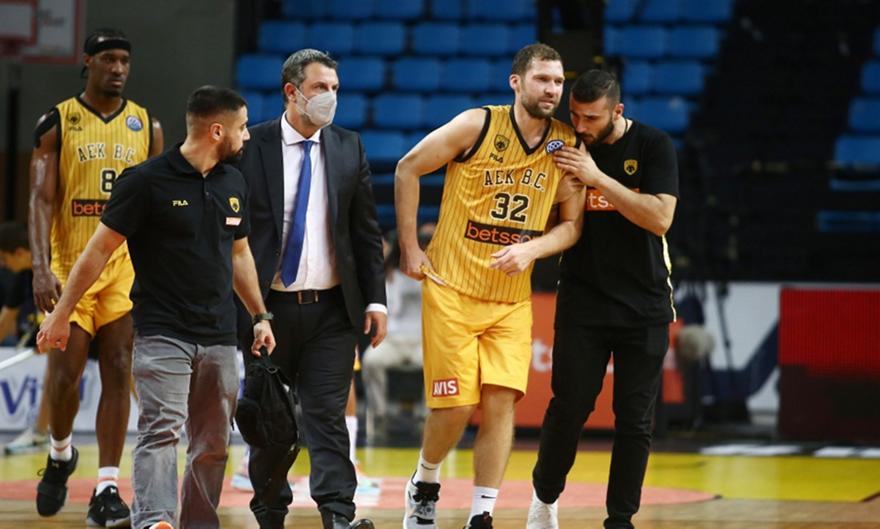 Κάκωση ποδοκνημικής ο Στρέλνιεκς, αμφίβολος με Άρη