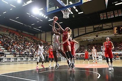Έπεσε ηρωικά στην έδρα της Μπουρζ ο Ολυμπιακός