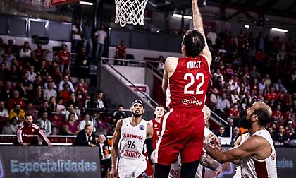 Το απόλυτο για Μανρέσα, δεύτερη νίκη για Καρσίγιακα