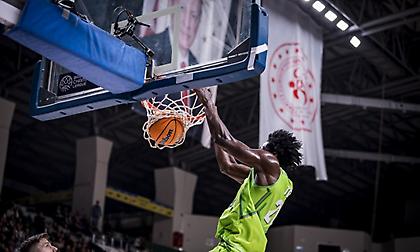 Εντυπωσιακή η Τόφας του Πρίφτη, συνέτριψε την Σομπατέλι