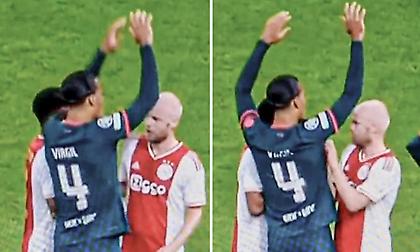 Απίστευτο στιγμιότυπο στο Άγιαξ-Λίβερπουλ: Ο Κλάασεν... γαργάλισε τον Φαν Ντάικ