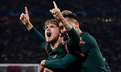 Κατάπιε τον Άγιαξ και προκρίθηκε η Λίβερπουλ, ασταμάτητη η Νάπολι!