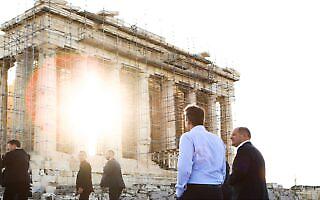 Στην Ακρόπολη ο Όλαφ Σολτς - Τον υποδέχτηκε ο πρωθυπουργός