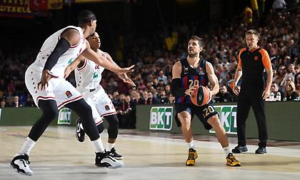 Έκανε… κουρέλι την Αρμάνι η Μπαρτσελόνα!