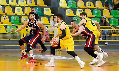 Ισοπεδωτική εμφάνιση από την Άλμπα, διέλυσε τη Ροστόκ