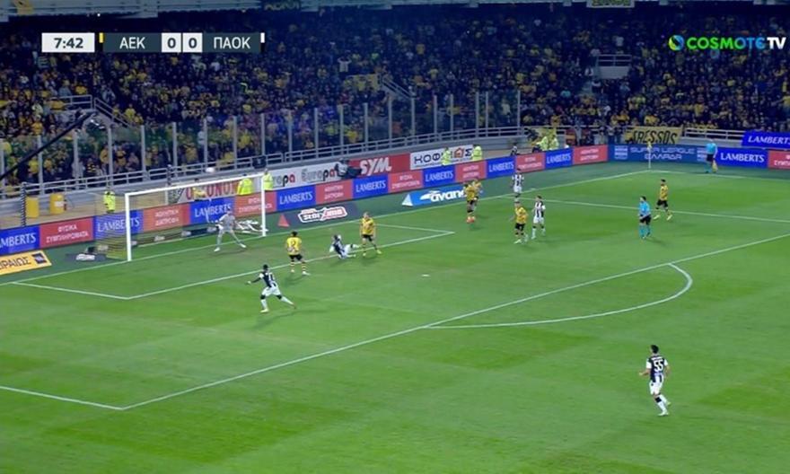 Άγγιξε το γκολ με κεφαλιά ο Ολιβέιρα!