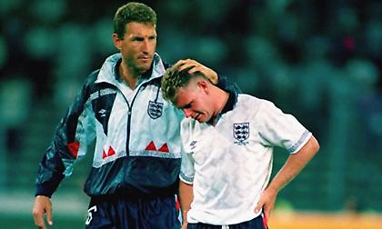 Το κλάμα του Γκασκόιν έκανε τους Άγγλους να ερωτευθούν ξανά το ποδόσφαιρο!