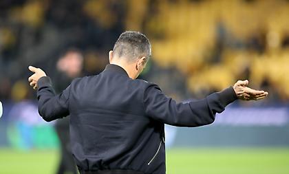 Μπήκε για βόλτα στην OPAP Arena ο Λουτσέσκου και… έκανε νόημα στους οπαδούς να τον αποδοκιμάσουν!