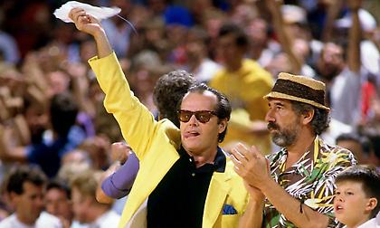 Από την Τζέσικα Άλμπα στον Τζακ Νίκολσον: 12 διασημότητες και οι ομάδες που υποστηρίζουν!